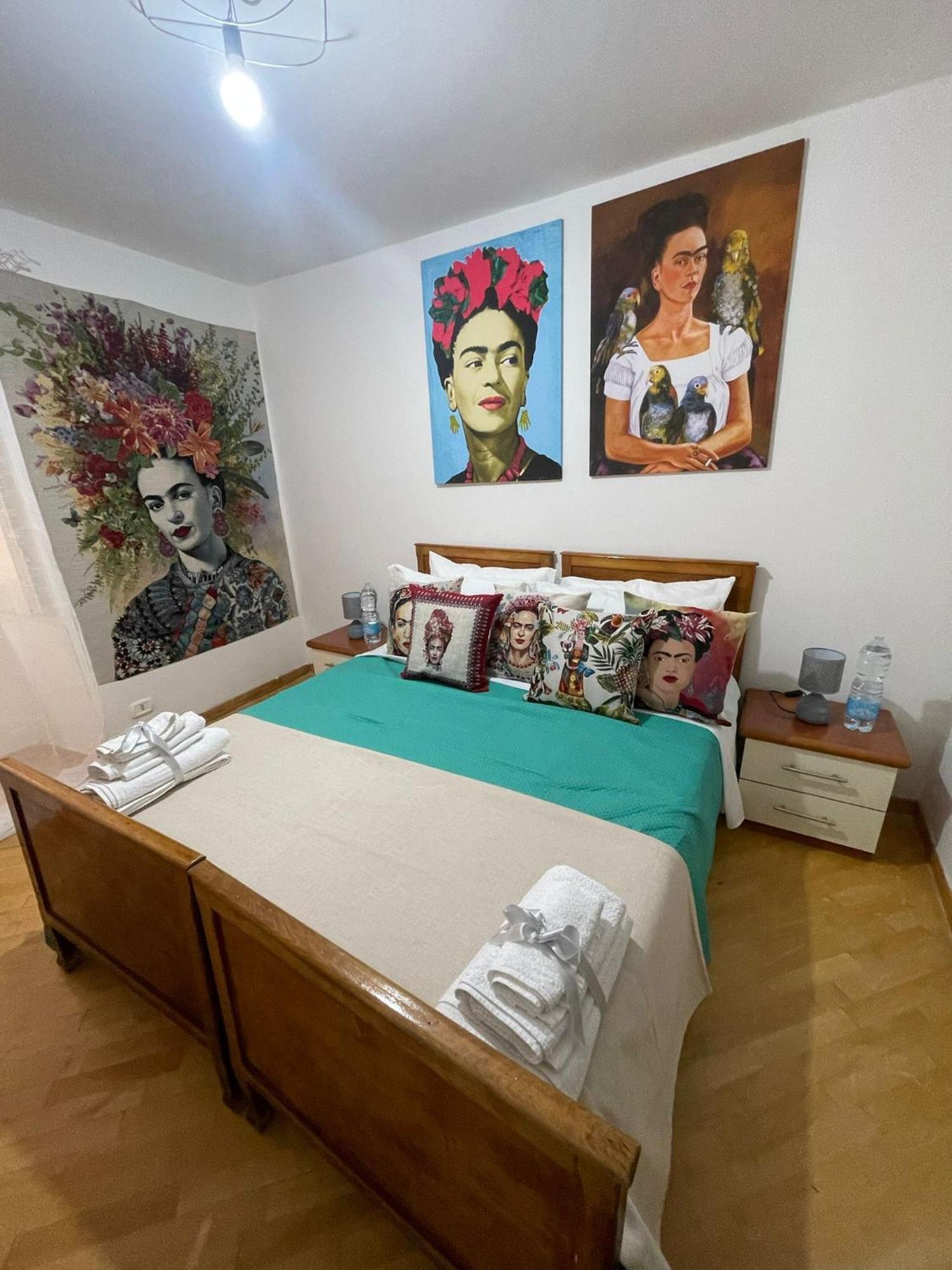 Plebiscito Charme Rooms Napoli Dış mekan fotoğraf
